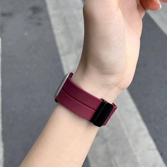 Apple Watch Band Waterproof Magnetic Adjustable Stylish Strap Watch Band WineRed - Picture 7 of 11